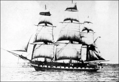 Comment s'appelle le premier navire commercial franais dbarqu au Qubec ?