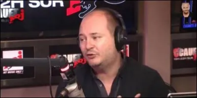 Quelle radio française, créée en 1985, connais un très grand succès dans les années 90 avec ses animateurs Cauet et Max ?