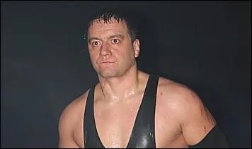 Drake Younger, de la CZW, est un expert en Homewrecker Deathmatch. Quel est l'outil principal de ce match ultraviolent ?