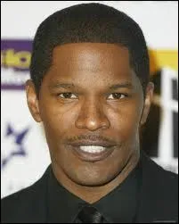 Qui est cet acteur qu'on a pu voir dans 'L'enfer du dimanche', 'Ali', 'Ray' et 'Le Royaume' ?