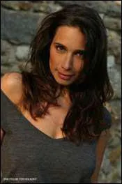 Marie est marie avec...