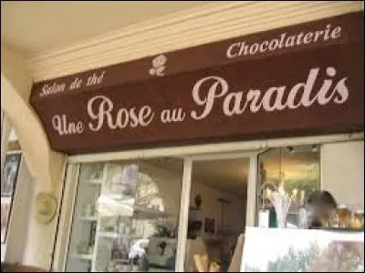 Qui a écrit ''Une rose au paradis'' ?