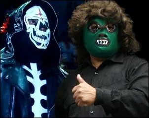 Le 01 juillet 2009, les frres jumeaux de la AAA, La Parkita et Espectrito II, sont retrouvs morts dans une chambre d'un htel mexicain. Quelles sont les circonstances de ce double dcs ?