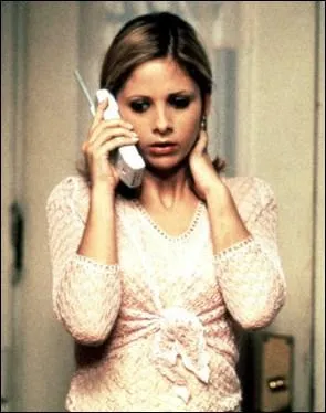 Dans quel slasher amricain incarne-t-elle Cici, membre d'un sororit, qui aurait mieux fait de ne pas rpondre au tlphone ?