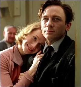 Dans quel film joue-t-il un crivain qui tombe amoureux de Gwyneth Paltrow ?