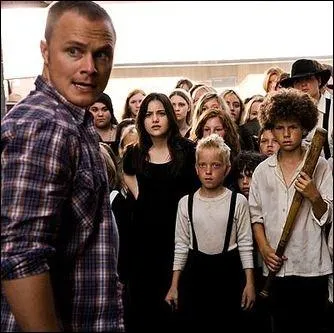 Dans quel remake d'une adaptation de Stephen King est-il apparu en 2009 ?