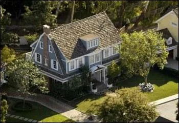 A qui appartient cette maison ?