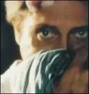 Dans quel film (parfois aussi appel 'Witness in War Zone') est-il un reporter de guerre envoy  Beyrouth lors de la guerre civile libanaise ?