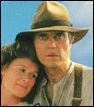 Dans le second tlfilm, Glenn Close incarne toujours Sarah, cette femme qui a rpondu  sa demande, et la ferme qu'ils tiennent est en difficult  cause d'une grande scheresse. C'est dans :