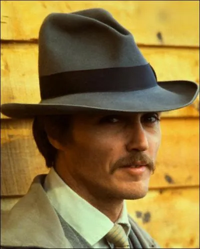 Dans quel western de Michael Cimino incarne-t-il un personnage nomm Nathan D. Campion ?