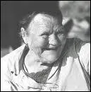 Quelle est cette femme dont on se souvient car elle vantait la marque 'vedette' ?