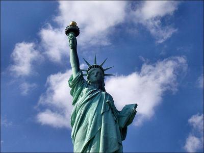 La Statue de la Liberté (New York) a était érigée pour...