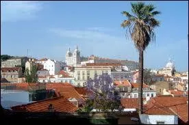 La capitale du Portugal est :