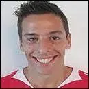 Dans quel club ce joueur a-t-il t form ?