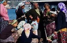 'Je souhaite que vos chevaux vivent trs longtemps. ' Quel peuple utilisait cette phrase pour se saluer ?