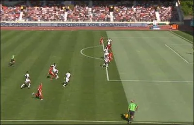 Y a-t-il hors-jeu sur cette action ?