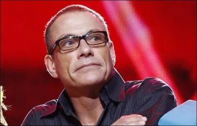 Une noisette, j'la casse entre mes fesses tu vois...