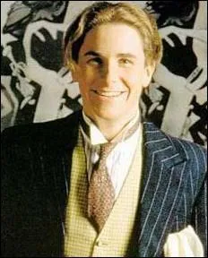 Dans ce film, il incarne un jeune homme forc de s'enrler dans les Jeunesses Hitlriennes suite  une mauvaise blague fait  un membre de la Guestapo. Quel est le titre de ce film ?