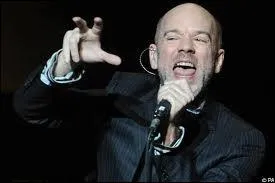 Qui est le chanteur du groupe de rock amricain 'R. E. M. ' form en 1979 et spar en septembre 2011 ?