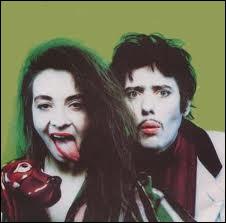 Le chanteur des 'Rita Mitsouko', Frédéric Chichin, est décédé en 2007. Avec quelle chanteuse formait-il un des duos les plus populaires de la scène pop rock française des années 80 ?