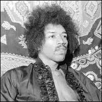 Trouvez le nom de ce chanteur rock :