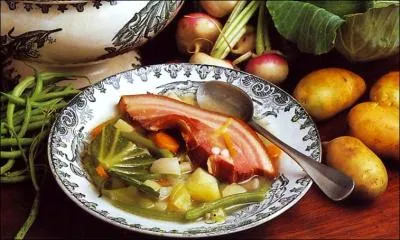 La brjaude soupe traditionnelle de carottes, pommes de terre, choux, navets et poireaux, nous vient de quelle rgion ?