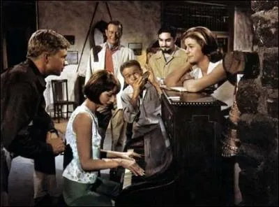 Dans ce film sorti en 1962 , il est Sean Mercer ...