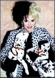 Dans quel film cette mchante apparat-elle ?