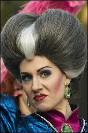 Dans quel film cette mchante apparat-elle ?