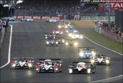 La Course Automobile du Mans, en France, dure...