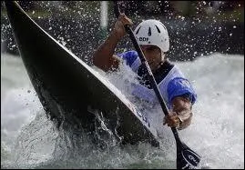 En Kayak, comment appelle-t-on, l'action de faire un tour de 360 et de revenir  la surface ?