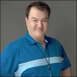 Quel(le) coach est le(la) remplaant(e) de Ken Tanaka ?