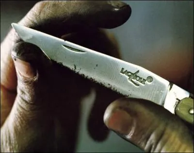 Qui t le premier  lancer le couteau de Laguiole ?