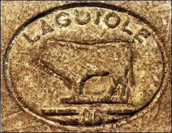 Au bout de combien de temps obtient-on un fromage de Laguiole 'vieux' ?