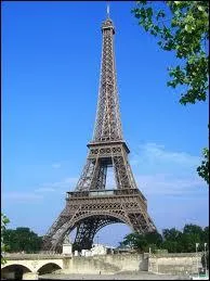 Combien mesure la tour Eiffel ?