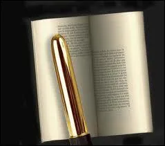 Qui a crit 'L'ombre de ton sourire' ?