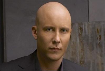 Pourquoi Lex Luthor est-il chauve ?