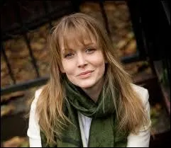 C'est qui l'actrice sur la photo ?