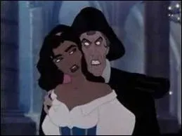 Comment disparait l'ignoble Frollo dans ' Le bossu de Notre-Dame ' ?
