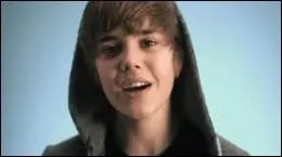 Quelle vedette apparait dans son clip  One Time   ?
