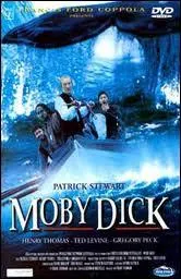 Dans ' Moby Dick ' , quel type de bateau commande le capitaine Achab ?