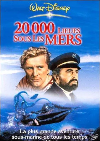 Quel bateau est le < hros > du film tir du roman de Jules Verne ' 20 000 lieues sous les mers ' ?