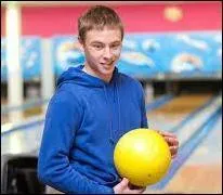 Lors de la saison 3, il dcouvre qu'il a un fils biologique de 15 ans. Comment s'appelle-t-il ?