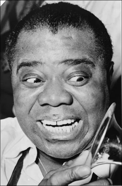 Musicien de jazz amricain (1901 - 1971), c'est :
