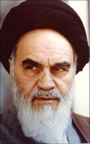 Chef religieux iranien (1901 - 1989), c'est :