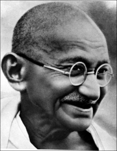 Leader indpendantiste indien (1869 -1948), c'est :