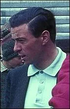 Combien de meilleurs tours a eus Jim Clark en 73 participations ?