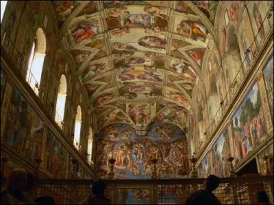 Sa dcoration a t ralise par plusieurs artistes de la Renaissance, dont Michel-Ange. C'est lui qui a peint la fresque du plafond dont le thme est inspir par :