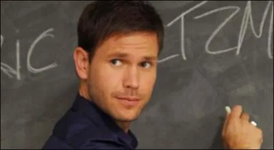 Quel est le mtier d'Alaric Saltzman ?