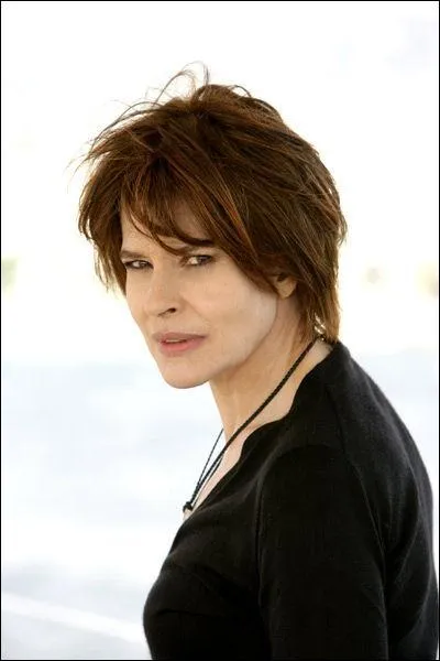 Comment s'appelle cette actrice ?